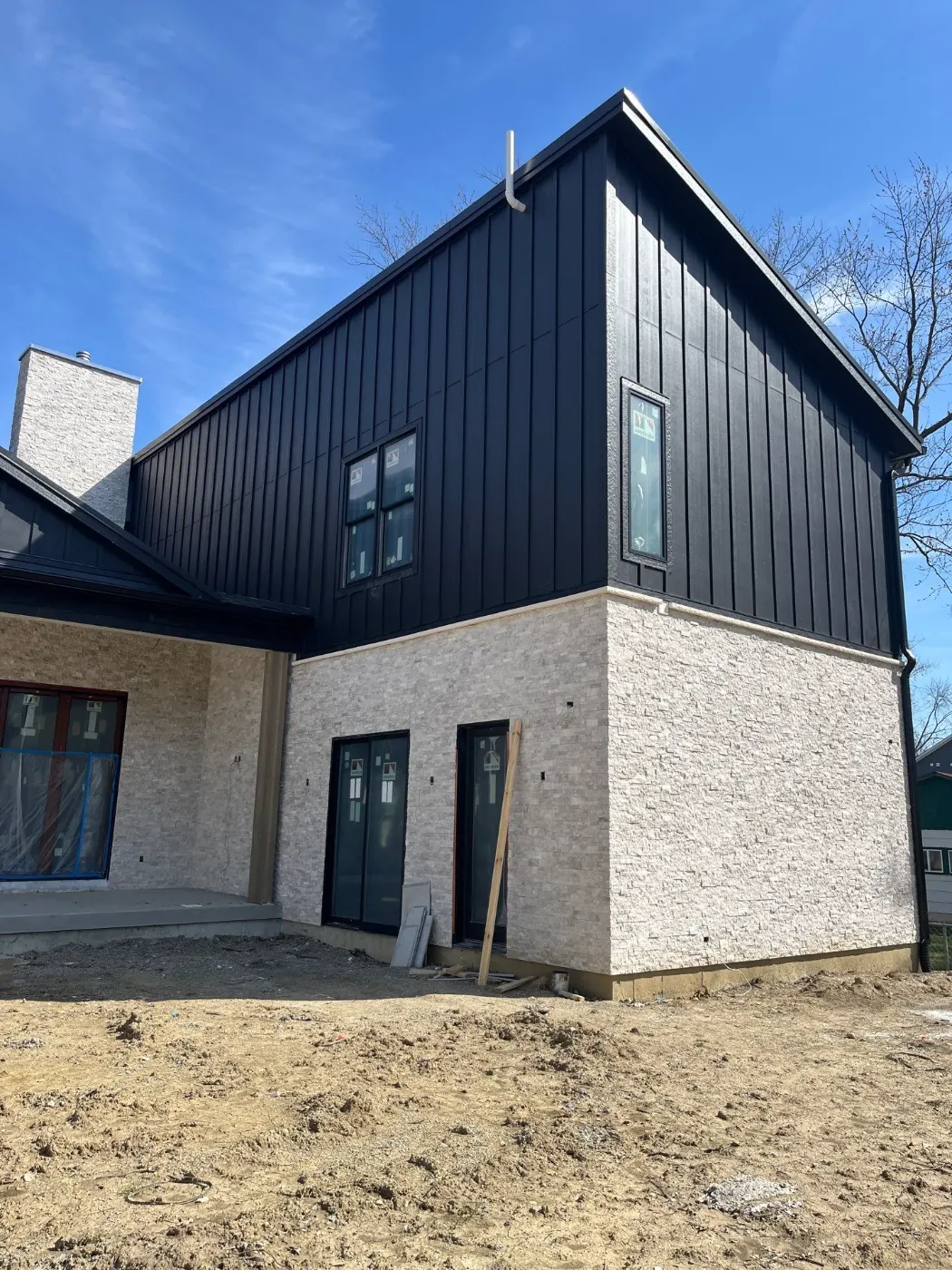 Fiber cement siding installed on a Hunters Pointe home